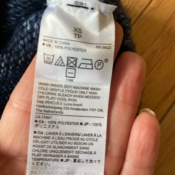 NWOT Banana Republic Women’s Cozy Cable Mock Neck Sweater - Picture 14 of 14